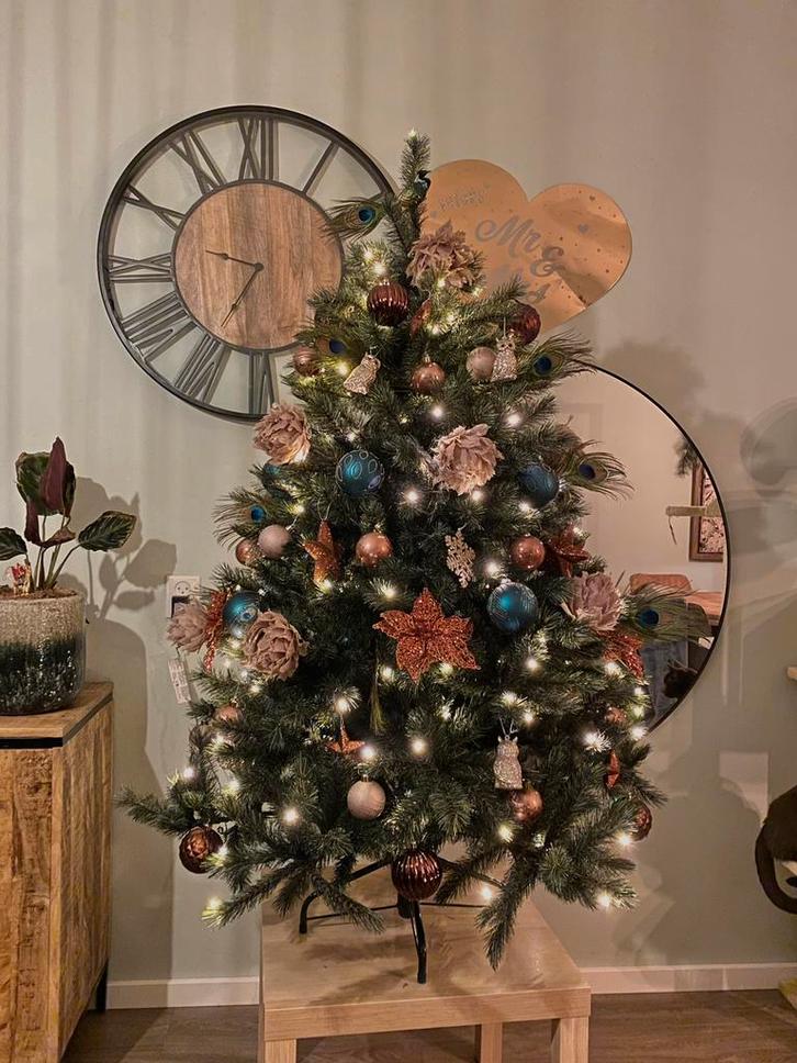 Kerstboom Romagne 155 cm met led, Diversen, Kerst, Zo goed als nieuw, Ophalen