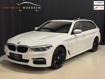 BMW 5-serie Touring 530i xDrive M Sport | PANO | HUD | LED | beschikbaar voor biedingen
