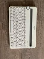 Logitech Draadloos Toetsenbord - Zo Goed Als Nieuw, Multimediatoetsen, Ophalen of Verzenden, Zo goed als nieuw, Draadloos