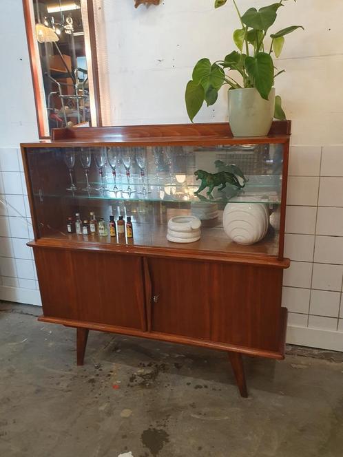 Vintage buffetkast met vitrine mid century, Huis en Inrichting, Kasten | Vitrinekasten, Zo goed als nieuw, 25 tot 50 cm, Ophalen of Verzenden