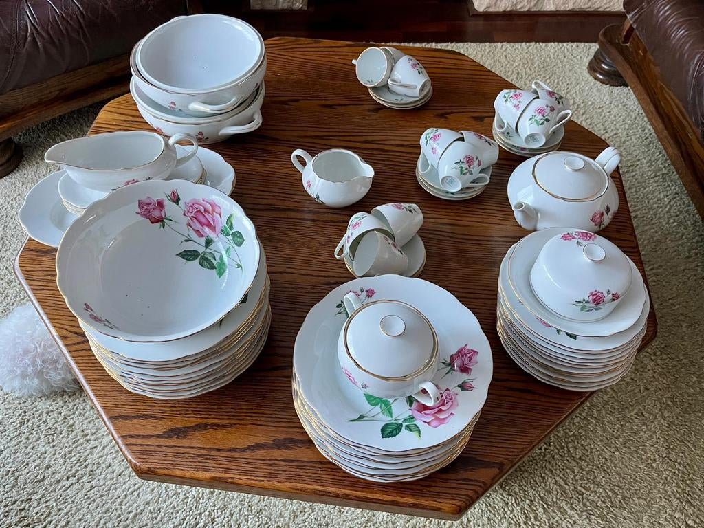 Bohemia servies met rozen, Antiek en Kunst, Antiek | Servies compleet, Ophalen