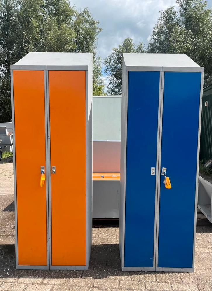 2-deurs metalen Overtoom lockerkast, Huis en Inrichting, Kasten | Lockerkasten, Gebruikt, Ophalen
