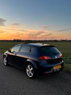 Seat LEON 1.6i / Pano / Stoelverw / Trekhaak, Stof, Zwart, 4 cilinders, Particulier