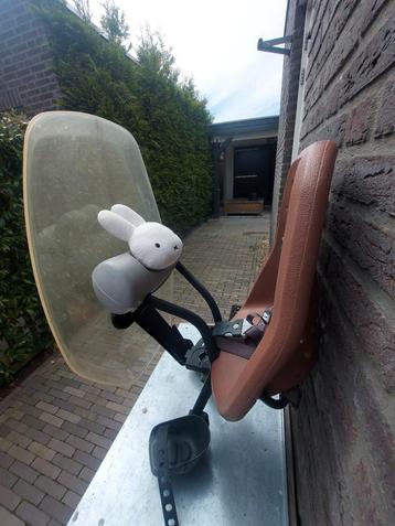 Yepp voorzitje met scherm en Nijntje. beschikbaar voor biedingen