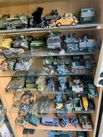 Vitrine met veel tanken schaal 1/35, Hobby en Vrije tijd, Gebruikt, Tank, 1:32 tot 1:50, Ophalen