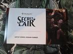 Artist series: kieran yanner secret lair, Hobby en Vrije tijd, Verzamelkaartspellen | Magic the Gathering, Ophalen of Verzenden