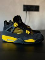 Jordan 4 yellow thunder, Ophalen, Nieuw, Zwart