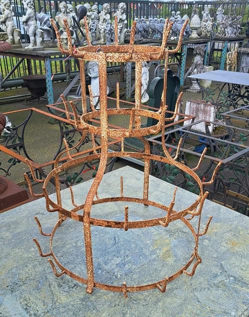 Antiek Frans flessenrek 73 cm hoog is geheel van smeedijzer, Antiek en Kunst, Curiosa en Brocante, Ophalen
