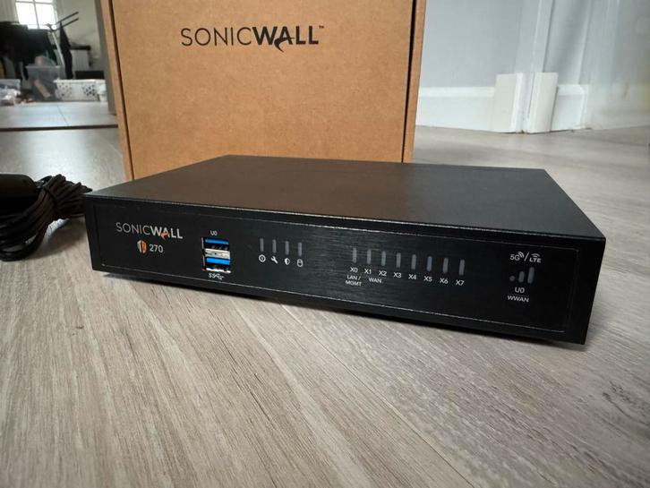 SonicWall TZ270 Firewall - Krachtige Beveiliging, Computers en Software, Routers en Modems, Gebruikt, Router, Ophalen of Verzenden