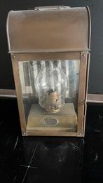Antieke scheepslamp (Robb Moore & Neill), Ophalen