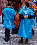 2x overgooier frozen elsa + sjaal & heup band / satijn stof, Ophalen of Verzenden, Zo goed als nieuw, Maat 46/48 (XL) of groter