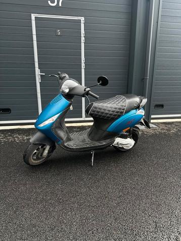 Piaggio zip 2000 ~ 70cc 2takt geel kenteken gereviseerd beschikbaar voor biedingen