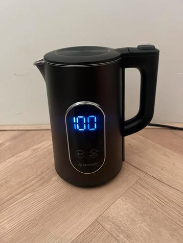 Nieuw in doos Waterkoker van Rvs, 1,7 liter, led-display beschikbaar voor biedingen