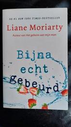 Liane Moriarty - Bijna echt gebeurd, Ophalen of Verzenden, Zo goed als nieuw, Nederland