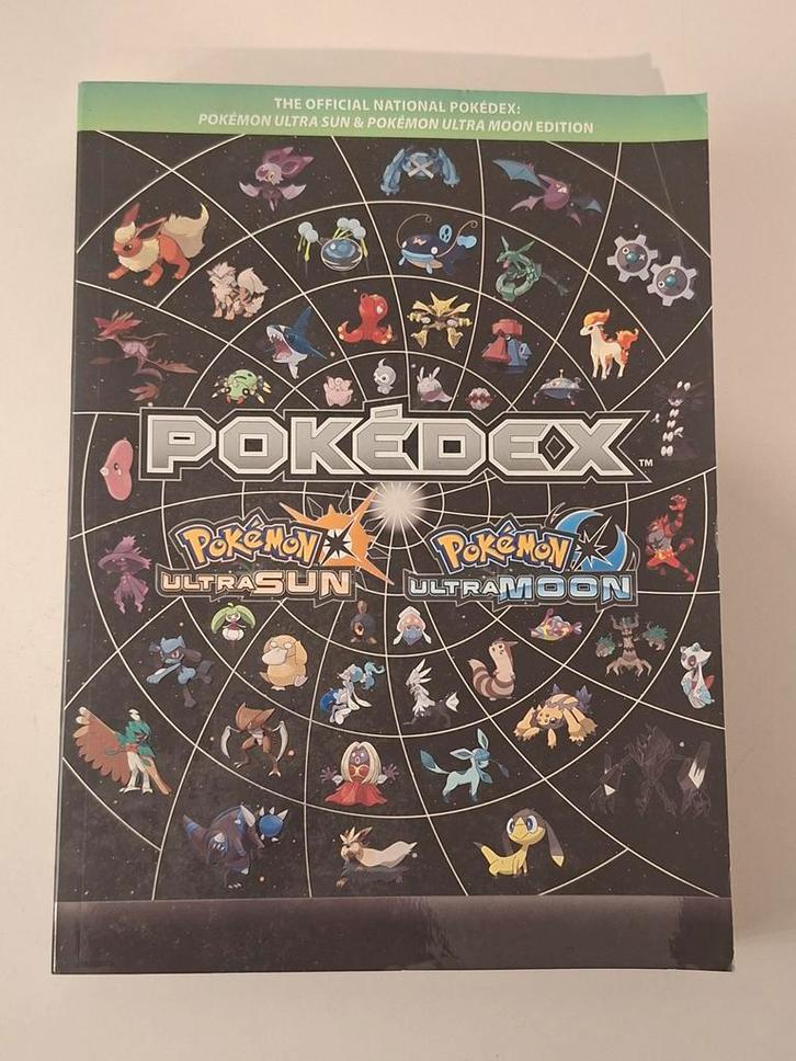 Pokémon Ultra Sun & Moon - Officiële Pokédex, Hobby en Vrije tijd, Verzamelkaartspellen | Pokémon, Zo goed als nieuw, Ophalen of Verzenden