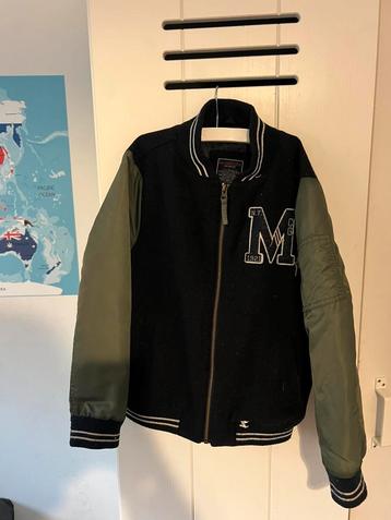 McGregor jongensjas beschikbaar voor biedingen