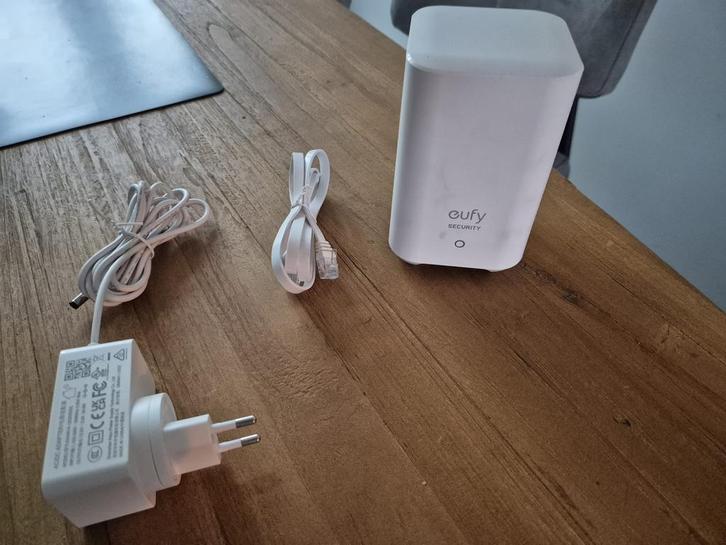 Eufy HomeBase 2 - Uitbreiding/Vervanging, Huis en Inrichting, Deurbellen, Zo goed als nieuw, Draadloos, Compatibel met smartphone