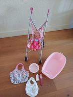 Vrolijke buggy met pop en veel accessoires, Kinderen en Baby's, Speelgoed | Poppen, Ophalen of Verzenden, Zo goed als nieuw, Babypop