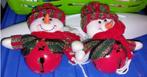 2 sneeuwpop hangers met grote rode werkende bel, Diversen, Kerst, Ophalen of Verzenden