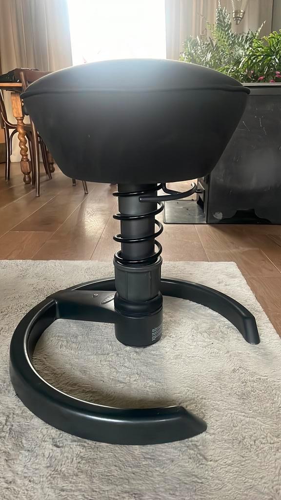 Swopper ergonomische kruk, Huis en Inrichting, Bureaustoelen, Zo goed als nieuw, Bureaukruk, Zwart, Ergonomisch, Ophalen