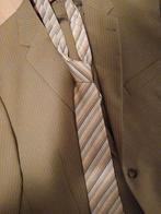3 delig kostuum maat 58, Kleding | Heren, Kostuums en Colberts, Ophalen of Verzenden, Zo goed als nieuw, Maat 56/58 (XL), Beige