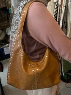 Handmade leather Schoudertas met Studs, Ophalen of Verzenden, Gebruikt, Bruin, Schoudertasje