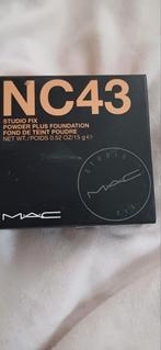 NC43 MAC, Gehele gezicht, Make-up, Ophalen of Verzenden, Bruin