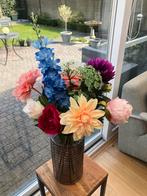 MOOIE VAAS MET FLEURIGE KUNSTBLOEMEN, Huis en Inrichting, Ophalen of Verzenden, Nieuw, Binnen