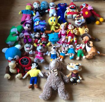 Grote partij met knuffels UITZOEKEN €3 per stuk beschikbaar voor biedingen