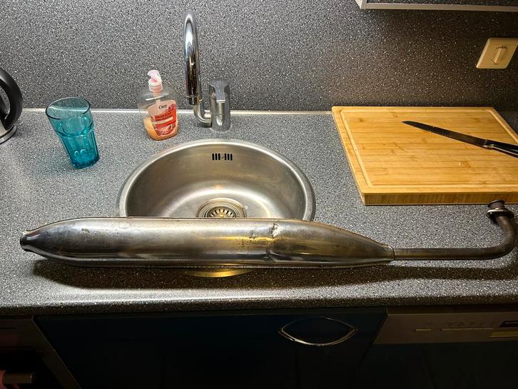 Originele honda cd50 dh uitlaat, Fietsen en Brommers, Brommeronderdelen | Oldtimers, Gebruikt, Overige merken, Uitlaat, Ophalen of Verzenden