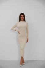 Elegante One Size Jurk, Maat 38/40 (M), Beige, Nieuw, Ophalen of Verzenden