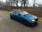 BMW 3-Serie 2.2 I 320 2001 Blauw, Auto's, BMW, 2171 cc, Achterwielaandrijving, Blauw, Handgeschakeld
