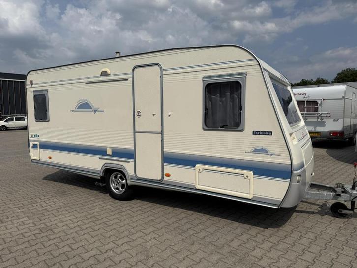 Adria Unica 502 UP bouwjaar 2003 met voortent, Caravans en Kamperen, Caravans, Bedrijf, tot en met 4, 750 - 1000 kg, Rondzit, Adria