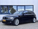 BMW 1-serie 118i High Executive l M-Pakket l NL Auto l NAP l, Auto's, 1-Serie, Achterwielaandrijving, Zwart, Leder en Stof