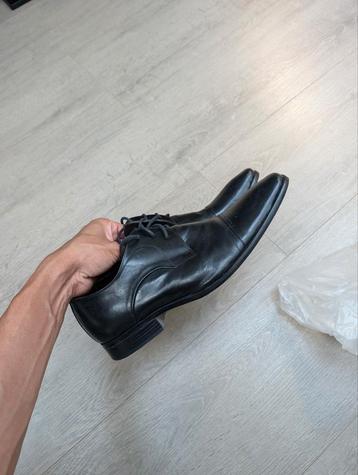 Zwarte Veterschoenen - Stijlvol en Comfortabel beschikbaar voor biedingen