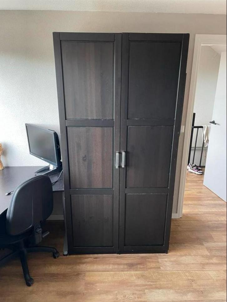 Pax kast zwart, Huis en Inrichting, Kasten | Kledingkasten, Zo goed als nieuw, 200 cm of meer, 100 tot 150 cm, 50 tot 75 cm, Met deur(en)