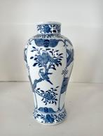 Chinese oosterse vaas, Antiek en Kunst, Antiek | Vazen, Ophalen of Verzenden