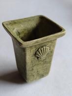 keramische groene plantenbak met Jacobs schelp H 4 cm minia, Antiek en Kunst, Antiek | Keramiek en Aardewerk, Ophalen