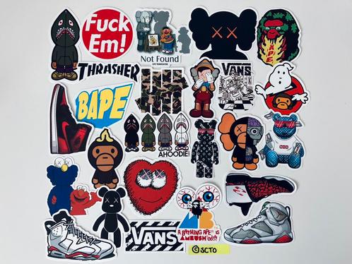 Stickers hypebeast sneaker kaws Bape Milo decoratie sticker, Hobby en Vrije tijd, Stickers en Plaatjes, Nieuw, Meerdere stickers