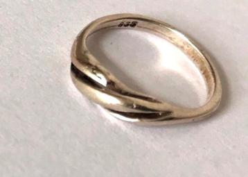 Prachtige 835 zilveren ring, maat 15,5 beschikbaar voor biedingen