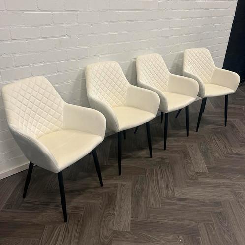4 Fluwelen Eetkamerstoelen Wit, Huis en Inrichting, Stoelen, Zo goed als nieuw, Vijf, Zes of meer stoelen, Hout, Kunststof, Metaal