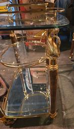 Vintage Hollywood Regency
Trolley spiegel bijzettafel wielen, Ophalen, Gebruikt, Metaal of Aluminium, 55 tot 75 cm