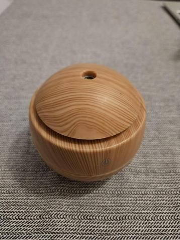 Ronde Luchtbevochtiger met Lichtwisseling beschikbaar voor biedingen