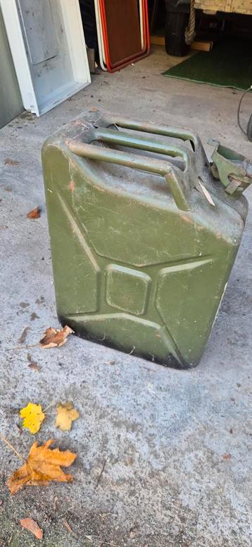 Jerrycan 25 liter beschikbaar voor biedingen