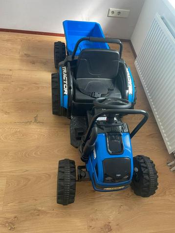 Elektrische kinder tractor beschikbaar voor biedingen