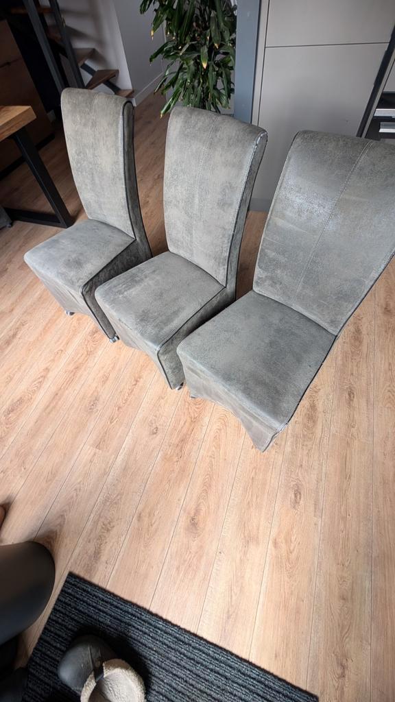 6 Grijze Eetkamerstoelen, Huis en Inrichting, Stoelen, Gebruikt, Vijf, Zes of meer stoelen, Stof, Grijs, Ophalen