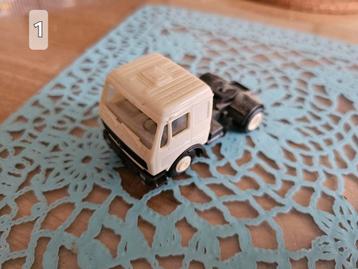 Div. 1:87 miniatuur vrachtauto's Herpa beschikbaar voor biedingen