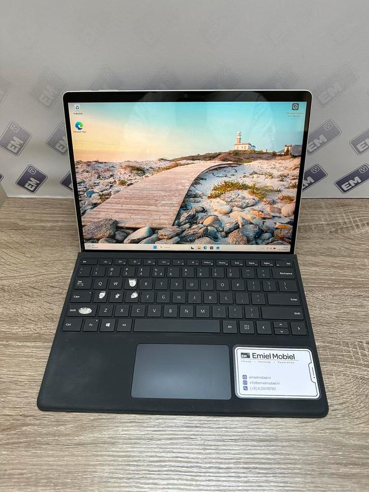 Surface Pro 9 - 256GB / 8GB RAM (lees beschrijving), Computers en Software, Windows Laptops, Zo goed als nieuw, 13 inch, SSD, 2 tot 3 Ghz