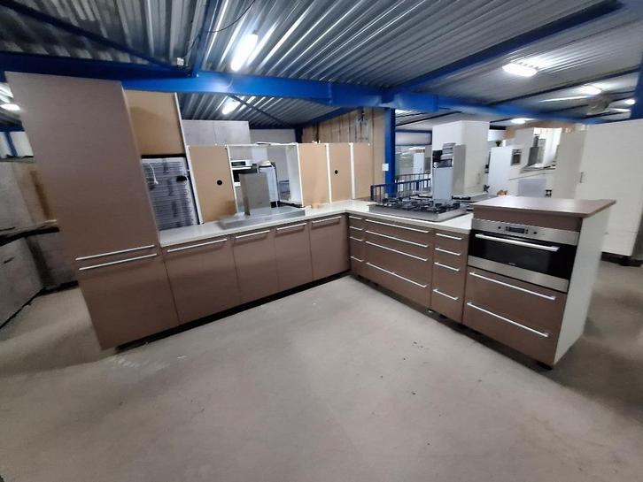 Complete keuken Compleet met APP 120Keukens op voorraad 2808, Huis en Inrichting, Keuken | Complete keukens, Zo goed als nieuw