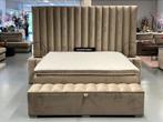 Luxe Velvet Boxspring Laura 180x200cm Compleet NIEUW - Uniek, Nieuw, Beige, 180 cm, Ophalen of Verzenden